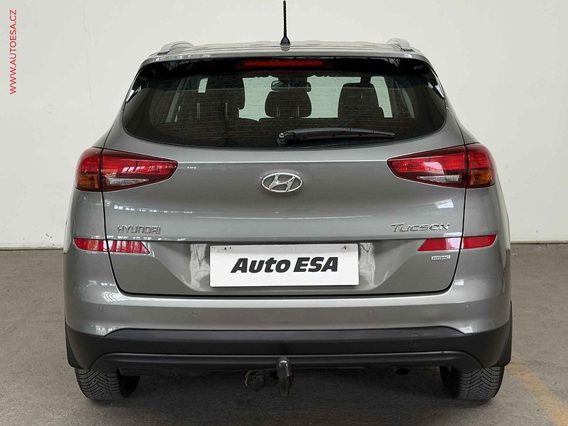 Hyundai Tucson (2019) 1.6 CRDi 4x4, 2.maj,ČR, AC - fotka 5 z 17