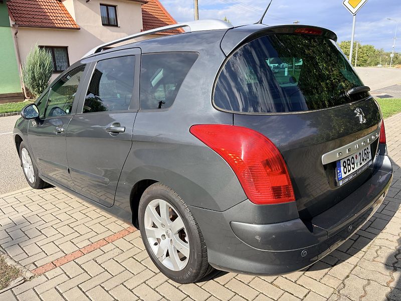 Peugeot 308 SW 1.6i PANORAMA LPG - fotka 3 z 27