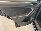 Volkswagen Tiguan (2021) 2,0TSi 4M R-LINE LED NAVI  - náhled 18