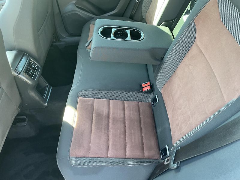 Seat Ateca 2.0TDi 190PS 4x4 DSG F1 LED 1A - fotka 108 z 173