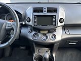Toyota RAV4 2,0 158PS  Life A/T 4x4 - náhled 25