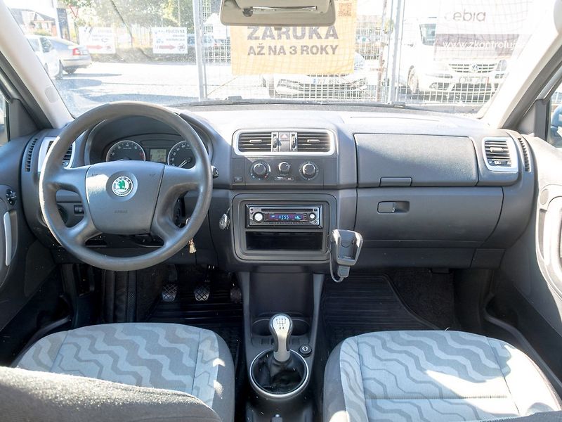 Škoda Fabia (2007) 1.2HTP 44KW – PO SERVISU - fotka 10 z 34