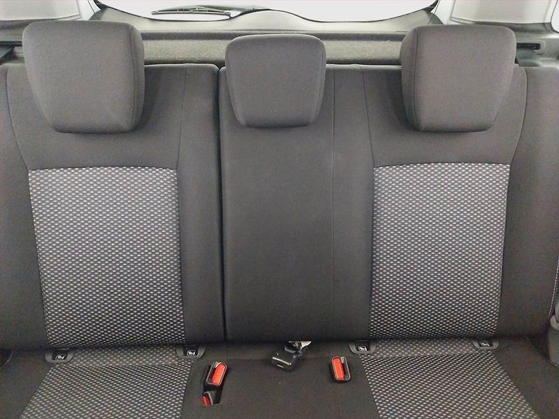 Suzuki Vitara (2019) GL + 1.0 BoosterJet, Automat - fotka 10 z 19