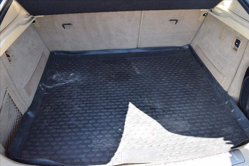 BMW X6 3,0 d 210KW AUTOMAT PO SERVISE - fotka 23 z 50