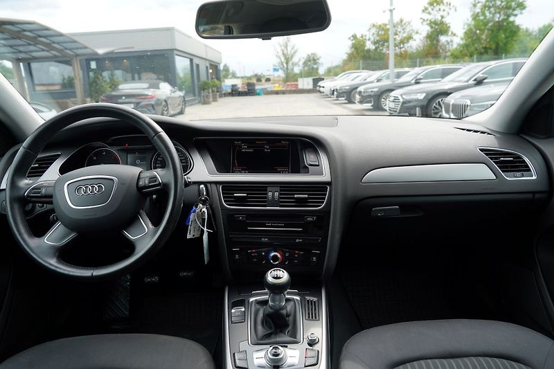 Audi A4 2.0 TDI/manuál/180 PS - fotka 24 z 42