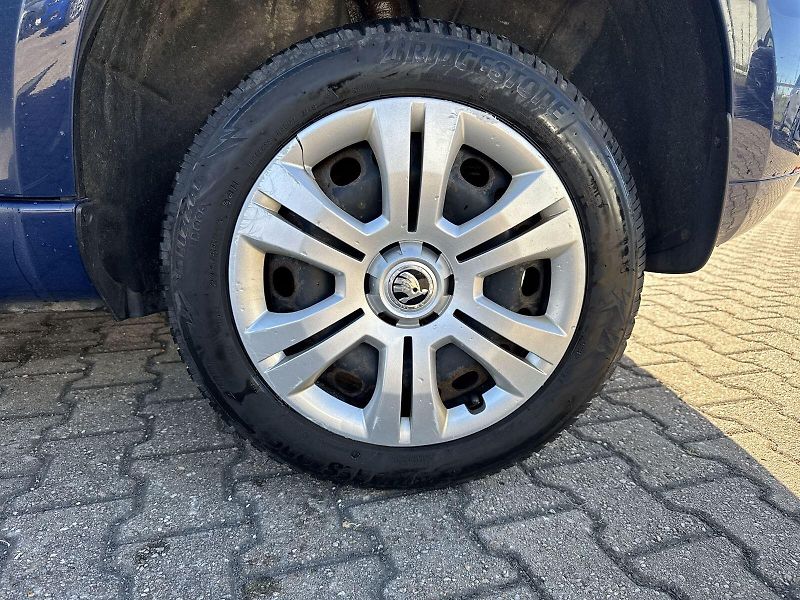 Škoda Yeti (2016) 2.0 TDI 4x4 Active - fotka 21 z 25