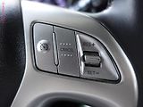 Hyundai ix35 (2012) 1.7 CRDi, AC, tempo, park - náhled 16