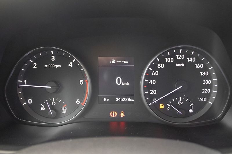 Hyundai i30 - fotka 13 z 29