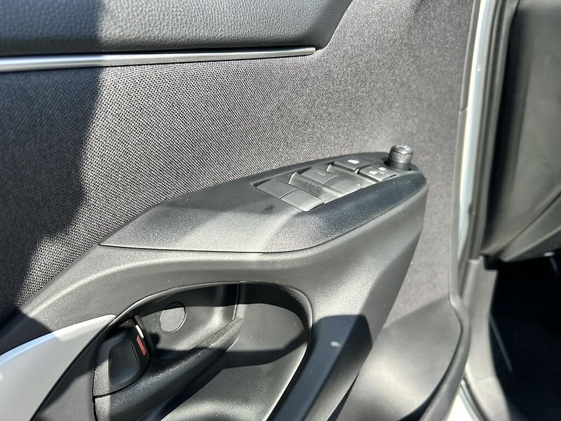 Mazda 2 (2025) 1.5L Hybrid 116ps - fotka 16 z 21