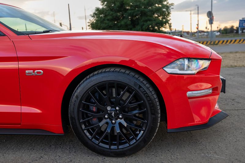 Ford Mustang (2018) Ford Mustang GT Premium Cabrio - fotka 15 z 22
