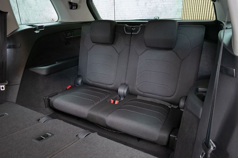 Škoda Kodiaq 1.5 TSI MANUÁL*ACC*7.MÍST*DPH* - fotka 12 z 37