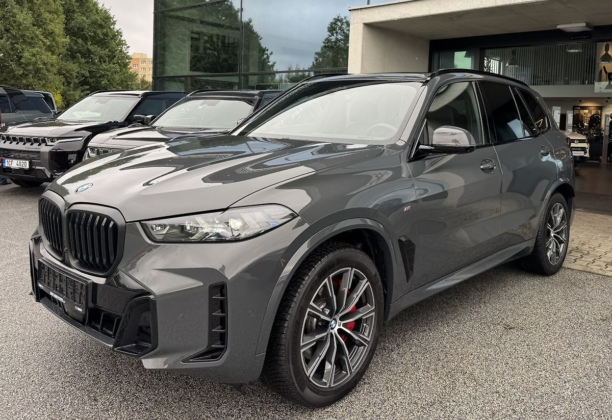 BMW X5 40d xDrive Masáže Ventilace Ne
