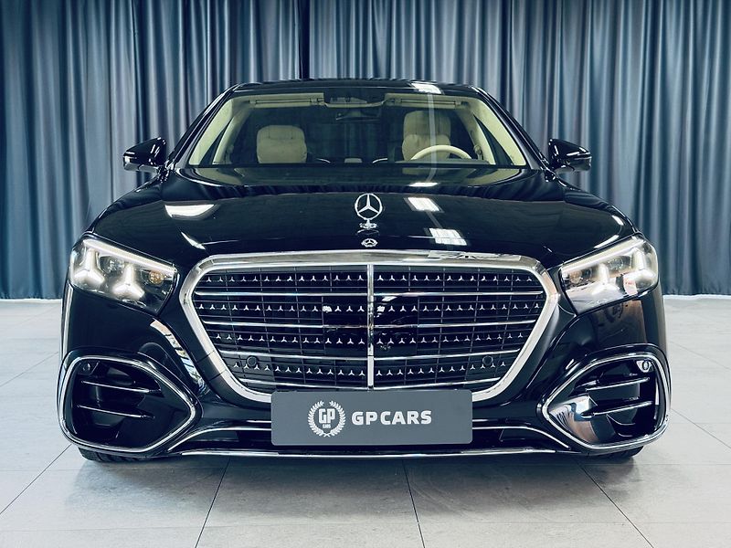 Mercedes-Benz Třídy S (2026) S580*4M*LONG* - fotka 2 z 52
