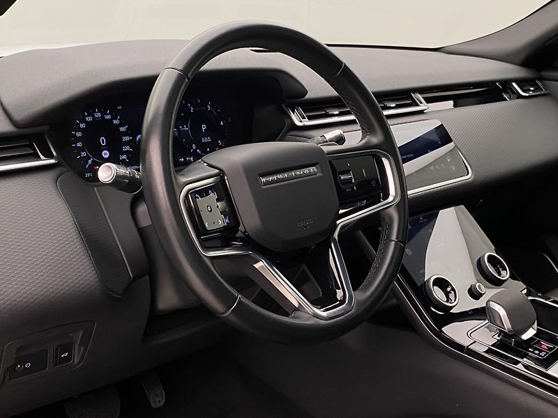 Land Rover Range Rover Velar D200 SE AWD AUT REZERVACE - fotka 18 z 47