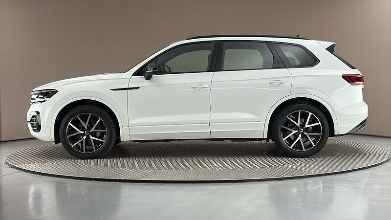 Volkswagen Touareg 3.0 TDI Tiptronic R-Line - fotka 4 z 33