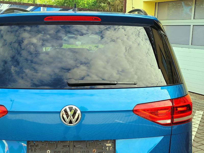Volkswagen Touran TSi *CEBIA* 1.maj              - fotka 45 z 45