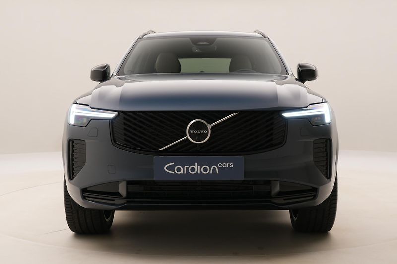 Volvo XC90 (2026) B5 AWD AUT DARK PLUS 7míst - fotka 15 z 70