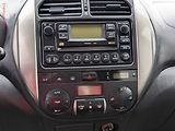 Toyota RAV4 (2004) 2.0 VVT-i 4WD, ČR, AC, TZ - náhled 11