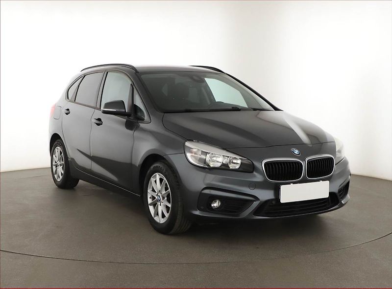 BMW Řada 2 (2016) 218d Active Tourer, Automat - fotografie inzerátu
