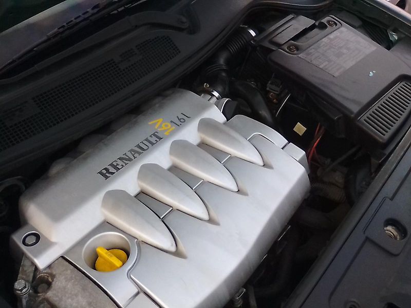 Renault Mégane (2003) 1.6i 16V nové v ČR - fotka 28 z 28