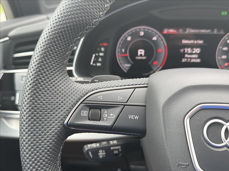 Audi Q7 3,0 TDI 210 KW S-LINE QUATTRO - fotka 11 z 39