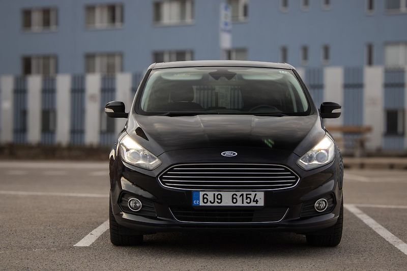 Ford S-MAX servisní knížka - fotka 2 z 36