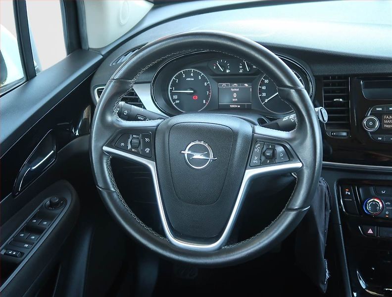 Opel Mokka (2018) 1.4 Turbo, Serv.kniha - fotka 16 z 26