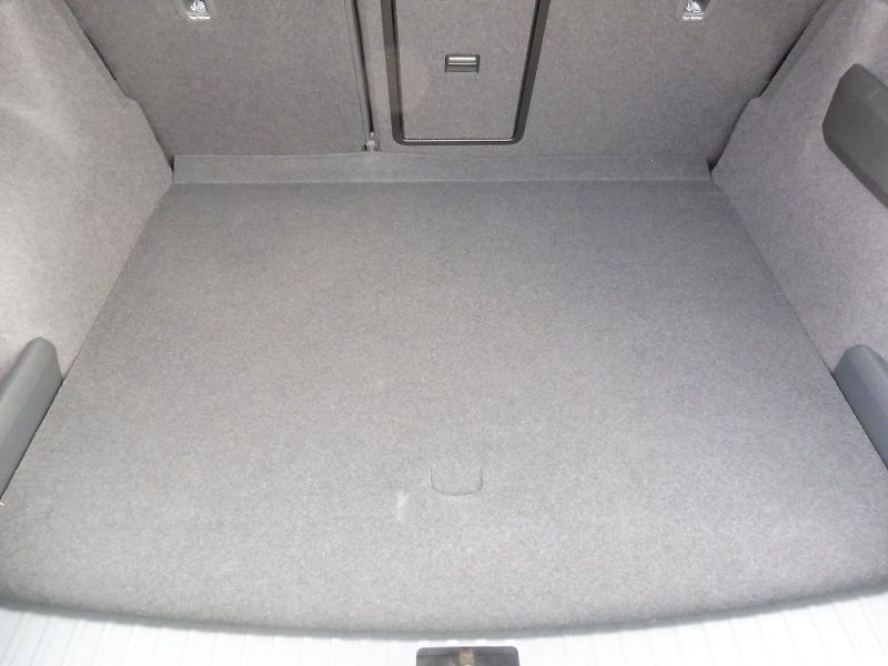 Škoda Karoq (2024) SportLine 2,0 TDI 110kW DSG 4x - fotka 23 z 29