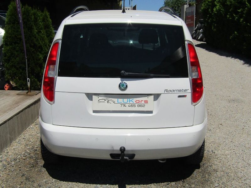Škoda Roomster (2012) 1.6 TDI 66kW - fotka 12 z 37