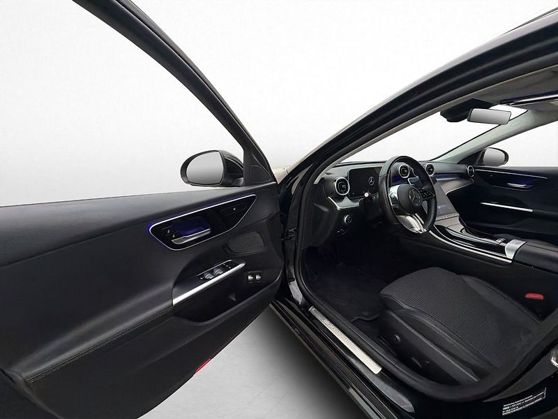 Mercedes-Benz Třídy C 300e Kamera Tažné - fotka 10 z 35