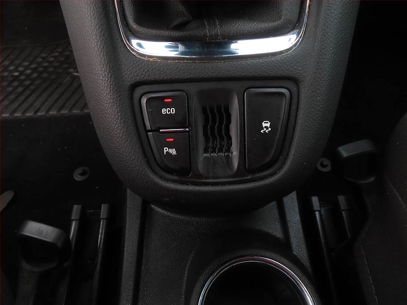 Opel Zafira (2015) 1.6 CDTI, Serv.kniha, Navi - fotka 18 z 18
