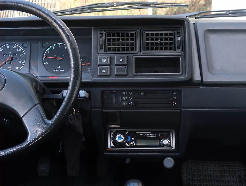 Škoda Favorit (1993) 1.3 135 , nová STK, Tažné - fotka 12 z 13