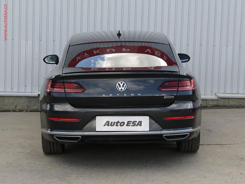 Volkswagen Arteon (2018) 2.0 TDi 4x4, ČR, R-Line - fotka 5 z 21