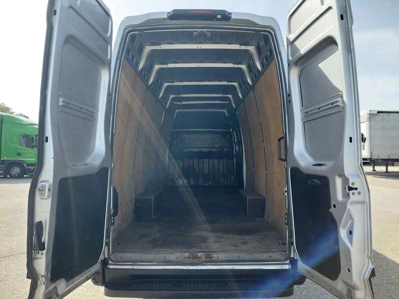 Iveco Ostatní 35S14N CNG L4/H3 - fotka 6 z 39