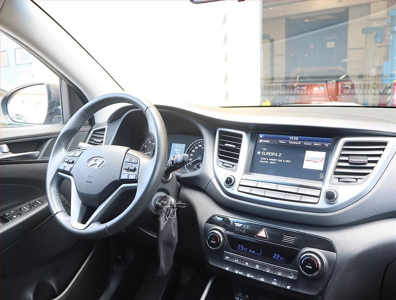 Hyundai Tucson (2018) 1.6 T-GDI, 4X4, Serv.kniha - fotka 7 z 18