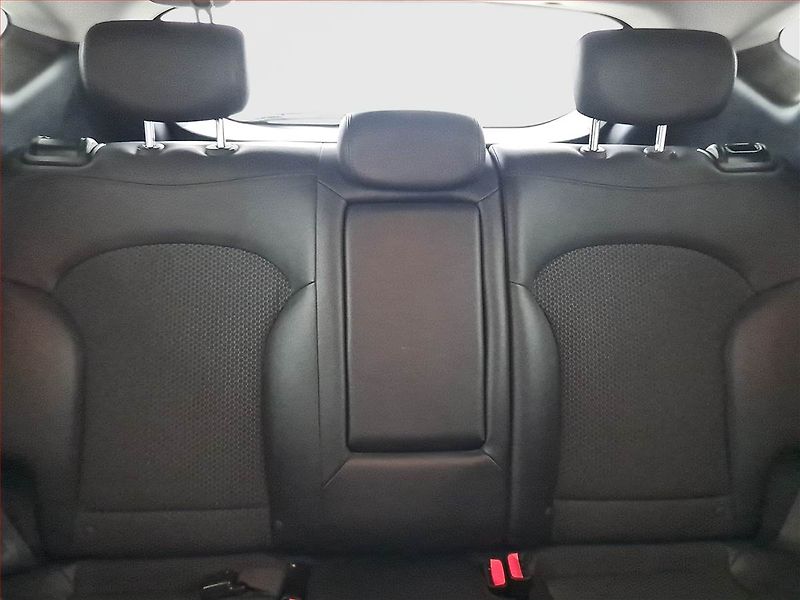 Hyundai ix35 (2013) 1.7 CRDi, Tempomat - fotka 10 z 25