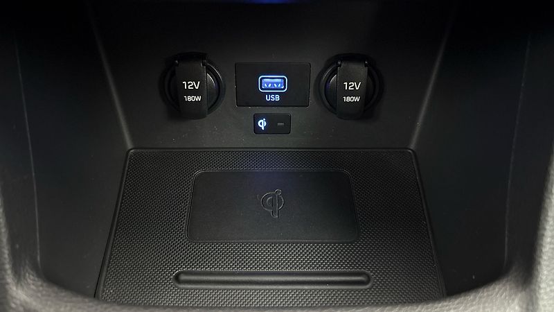 Hyundai i30 1.5 T-GDI Smart Kombi - fotka 21 z 23