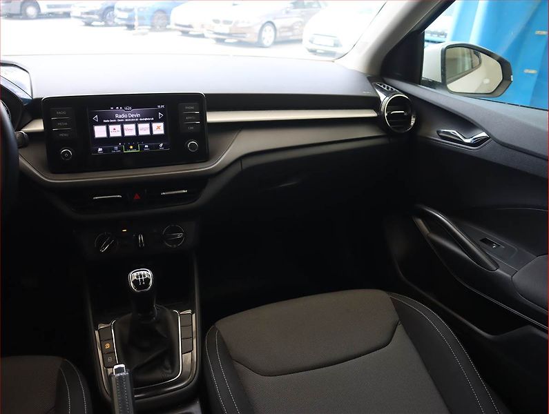 Škoda Fabia (2022) 1.0 TSI, Tempomat - fotka 8 z 19