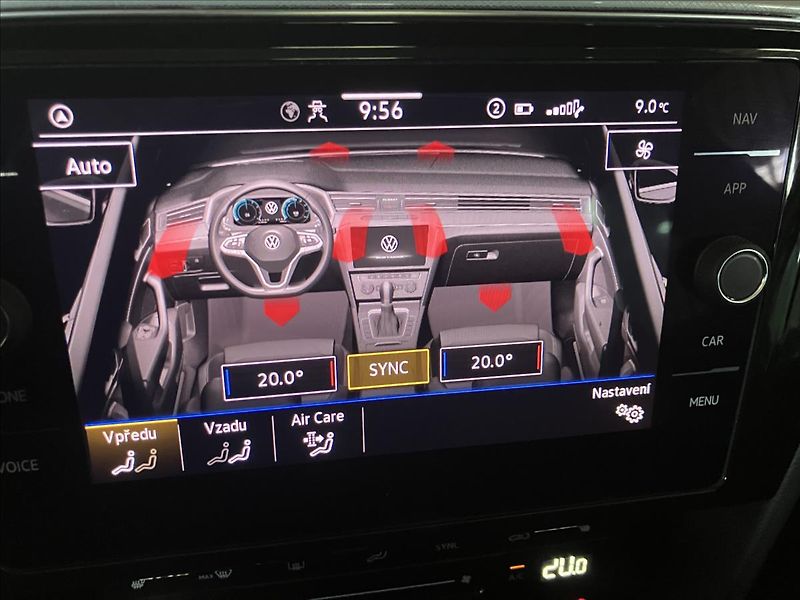 Volkswagen Passat 2,0 TAŽNÉ, KEYLESS, EL.KUFR - fotka 30 z 36