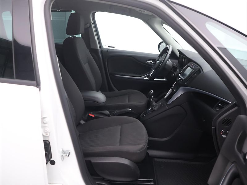 Opel Zafira 2,0 CDTI 125kW Edition CZ - fotka 11 z 19