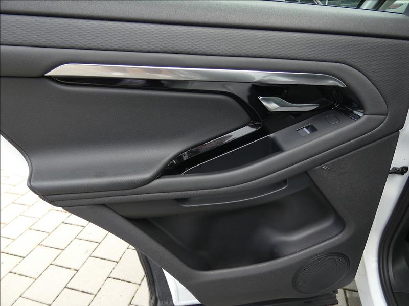 Land Rover Range Rover Evoque 2,0 D165 S, 2.Maj,DPH - fotka 18 z 37