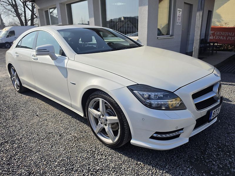 Mercedes-Benz CLS 350CDI 4-MATIC Harman&Kardon  - fotka 1 z 39