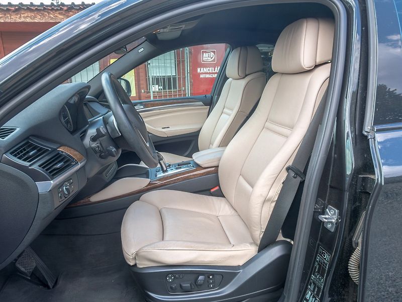 BMW X6 (2010) ČR 3.0D 225KW – PĚKNÁ - fotka 17 z 60