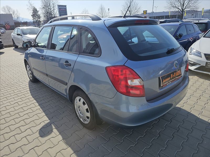Škoda Fabia II 1,2TSi 63KW CLASIC KLIMA - fotka 8 z 38
