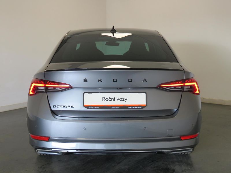 Škoda Octavia - fotka 7 z 25