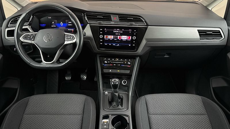 Volkswagen Touran 2.0 TDI Comfortline - fotka 8 z 26