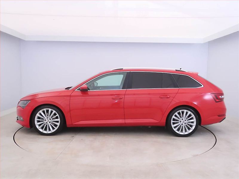 Škoda Superb (2016) Style Plus 1.4 TSI, Automat - fotka 3 z 16