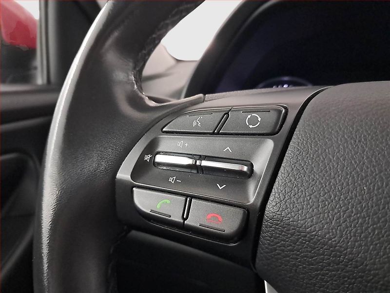 Hyundai i30 (2020) Comfort 1.0 T-GDI, Serv.kniha - fotka 16 z 18