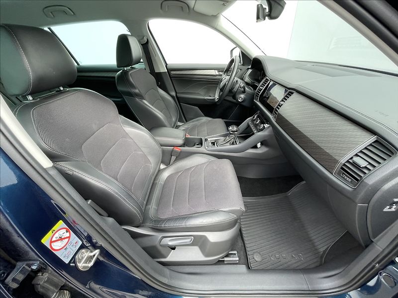 Škoda Kodiaq 2,0 TDI DSG Style NAVI+ACC+LED - fotka 18 z 24