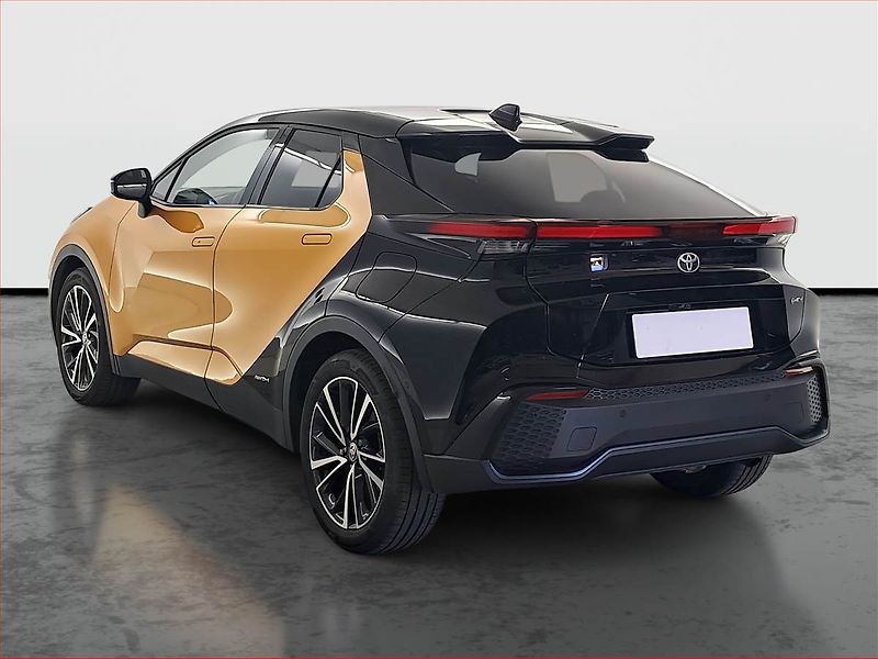 Toyota C-HR (2024) 2.0 Hybrid - fotka 4 z 19